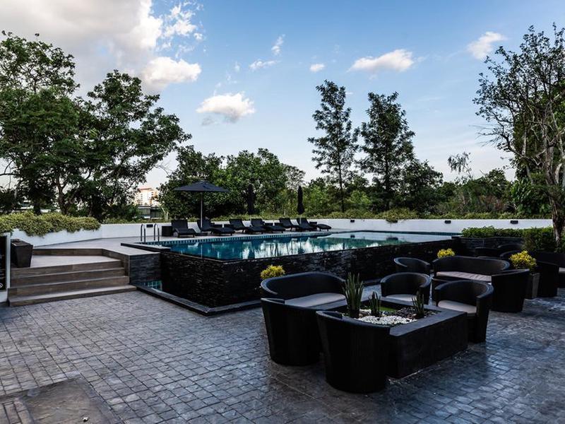 0B3C9490C8D1B38419ED06DD582AE6E1