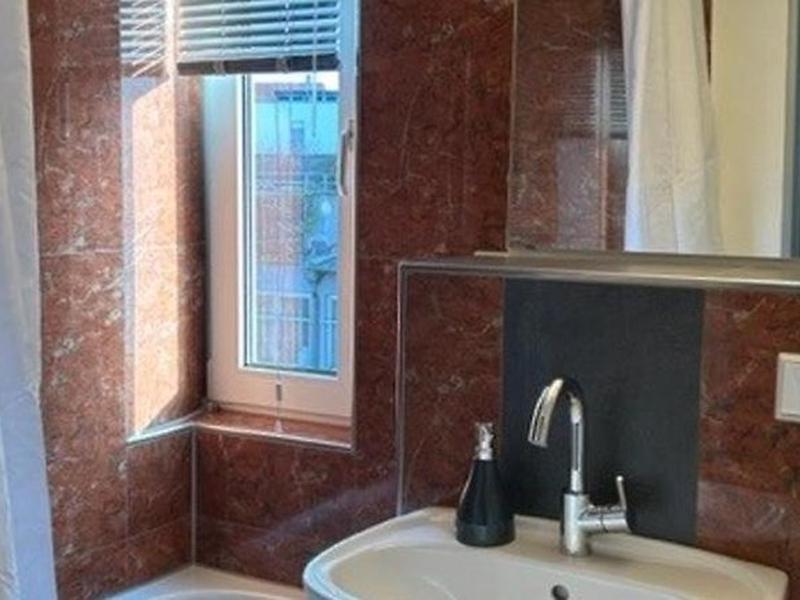 2B870AD43C03CB3A238955C2E5E43D95