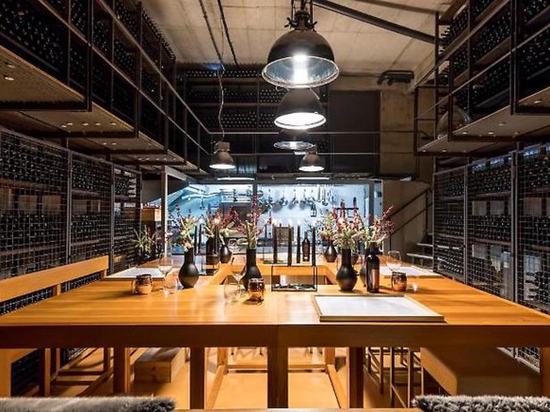 F2D7ADD7A551E95D90DE3A4FB17B30C6