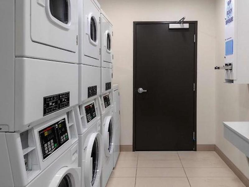 F89EF4A956641D9A5910ED9D62CD003E