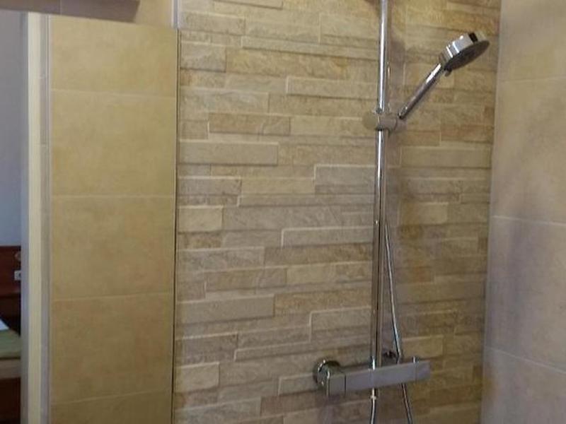 83104C480DD76829C6EE2D375B74D5C3