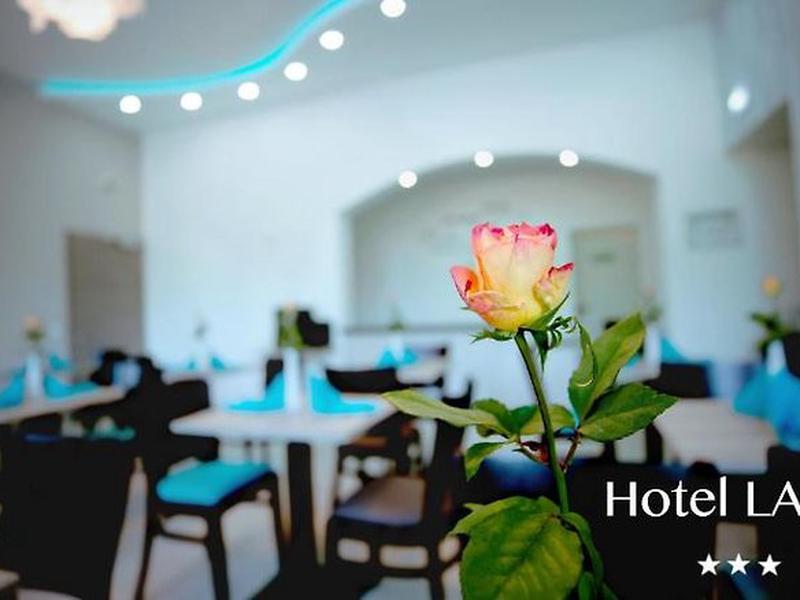 4FCAED588FE928EFF60C466090D72A17