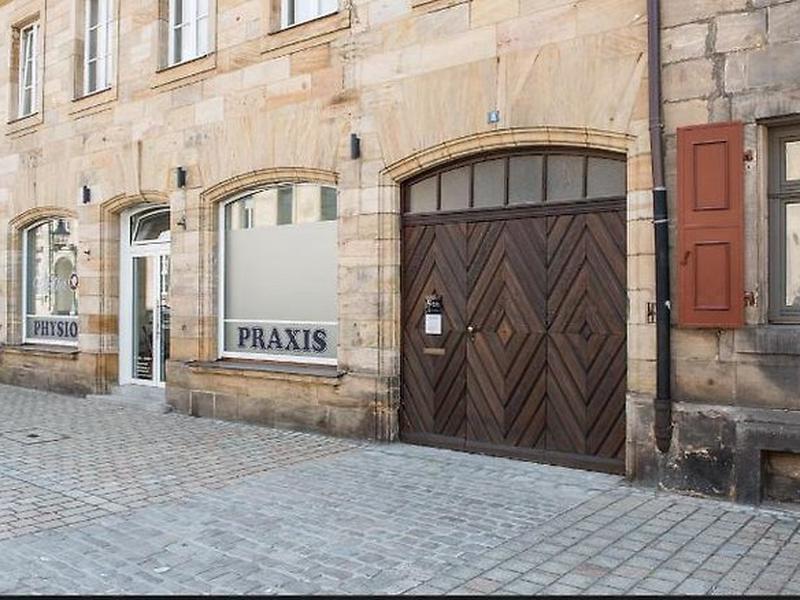 1F2C48355A046CEDF7FFB382B0F5648E