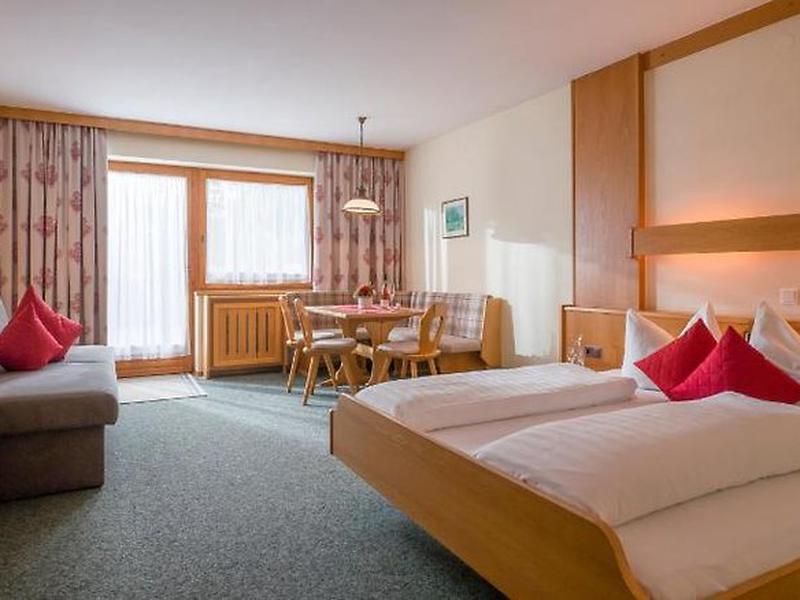 7212D9D5404DC89B9A0E8EA4B9B828B5