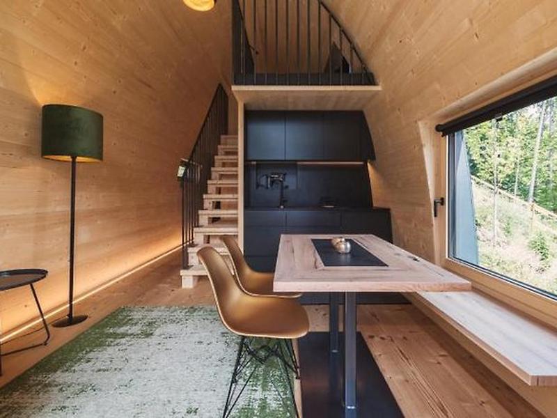 34684B385ACADCF9413F0D8D70C13290