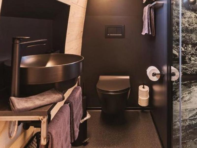 42A5EC0AE262195DAB4A78E2871B53AE