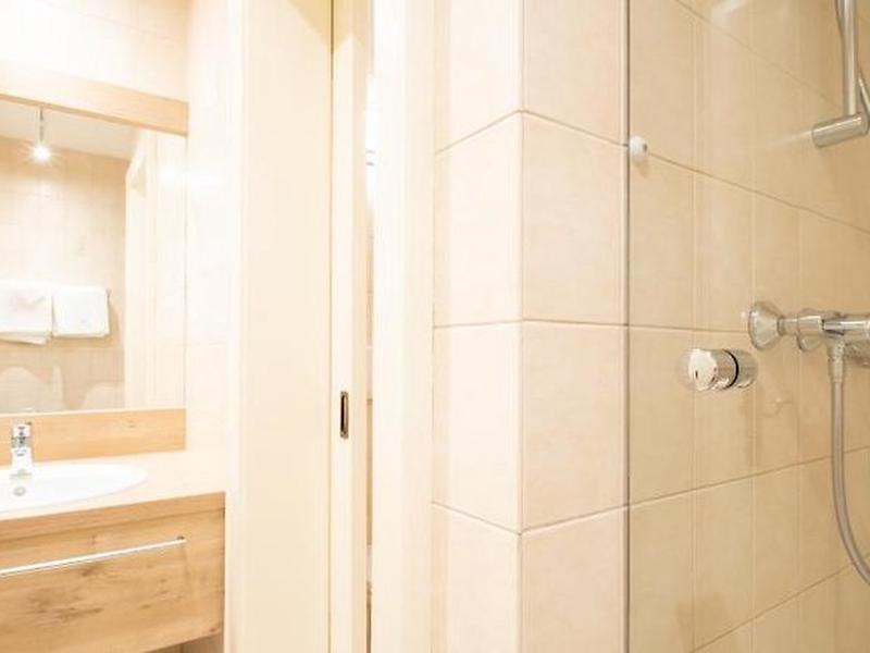 167E114B9BA61CDF3854E9B98C6C6299