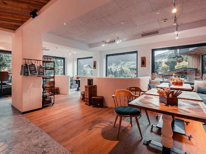 2A7D1D2B797DA33F5CDA275E46C1AA74