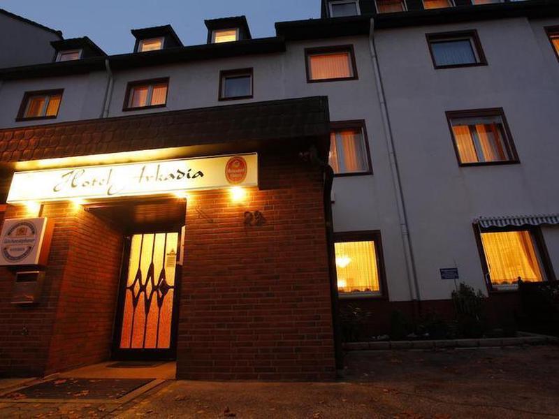 2EEDA3E883EB00C984EC3DBA94C08427