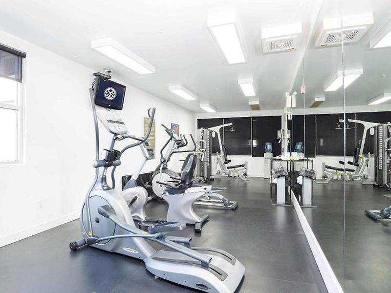 F6FF709F903A03D3793D52D24E2DB34F