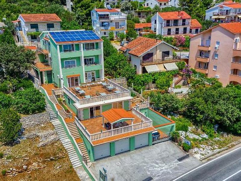 1AAFC8D081A22D8DEDA5E86E437914F6