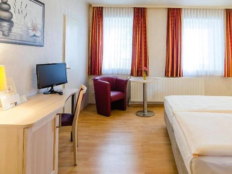 5E183B8C9D7EC347BC524BB3F4A9F7E8