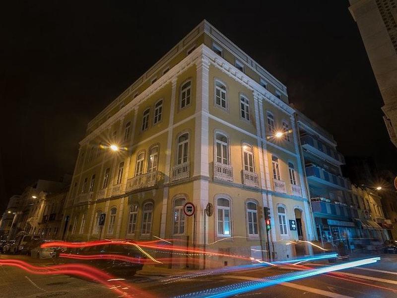 D952B273D494EEECB0569F5626EC7E85