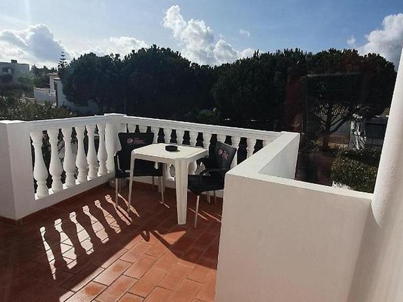 126A5B0FE833C236A2DCC7E59F474057