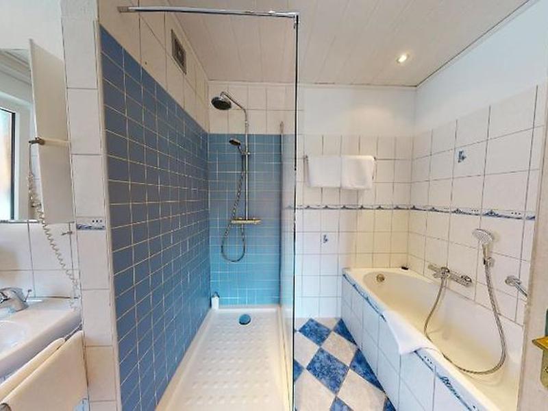 B17A3DBD6370058432BD948FFA21EE92