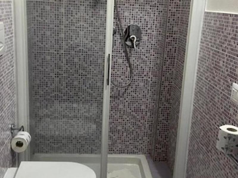 E0A3DD376D3B1F6FB8A2666D0F2B2D17