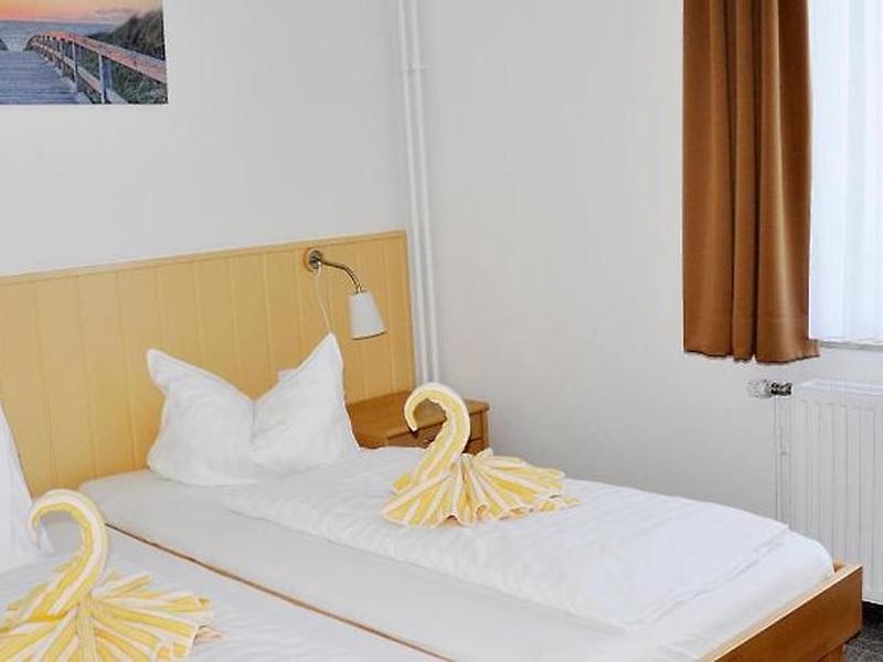 6DD4F20D96B631B8A3A21105A14110A6