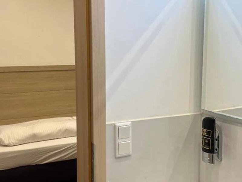 A66FE9CC7FE6ECF216213EFED59D9DBB