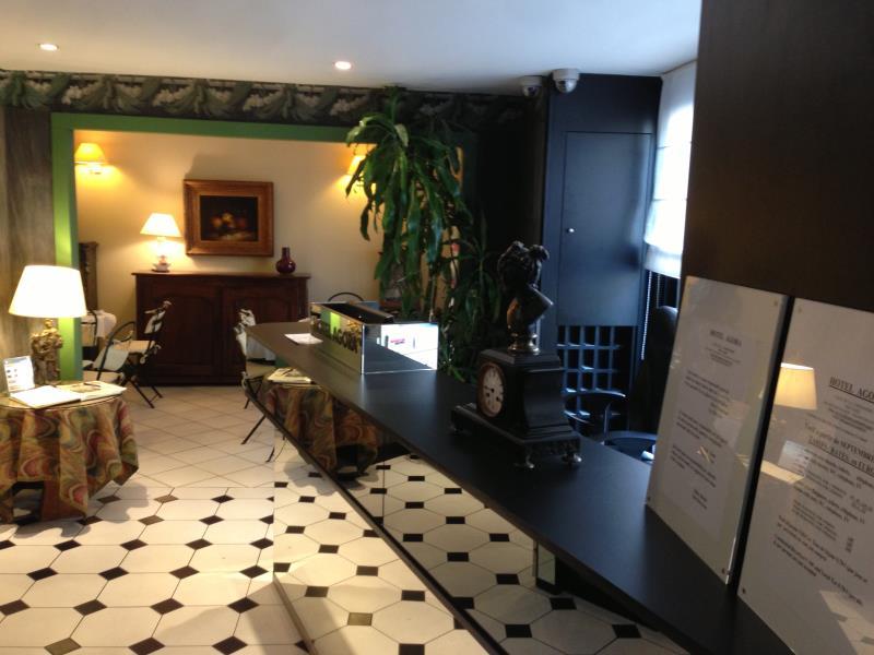 4AF0122CE071C84902BC166C72B77D0C