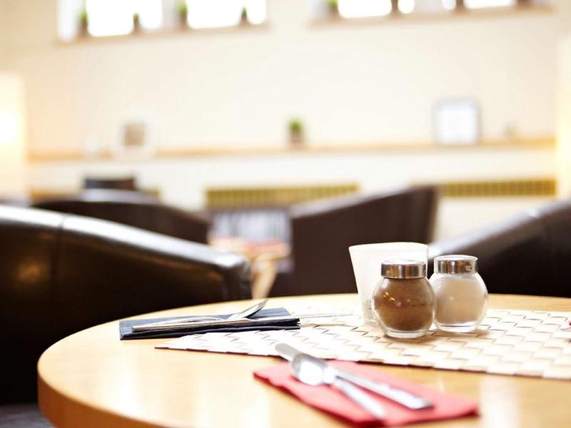 10B7B9A3BFCAE8980958A52C679E9F96