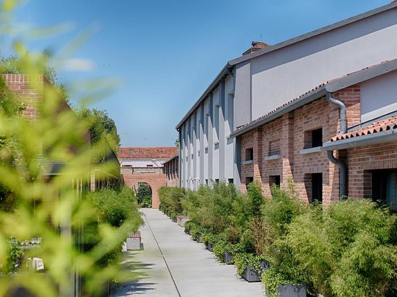 5BF1716B1AE0EC89769654F02AC22192