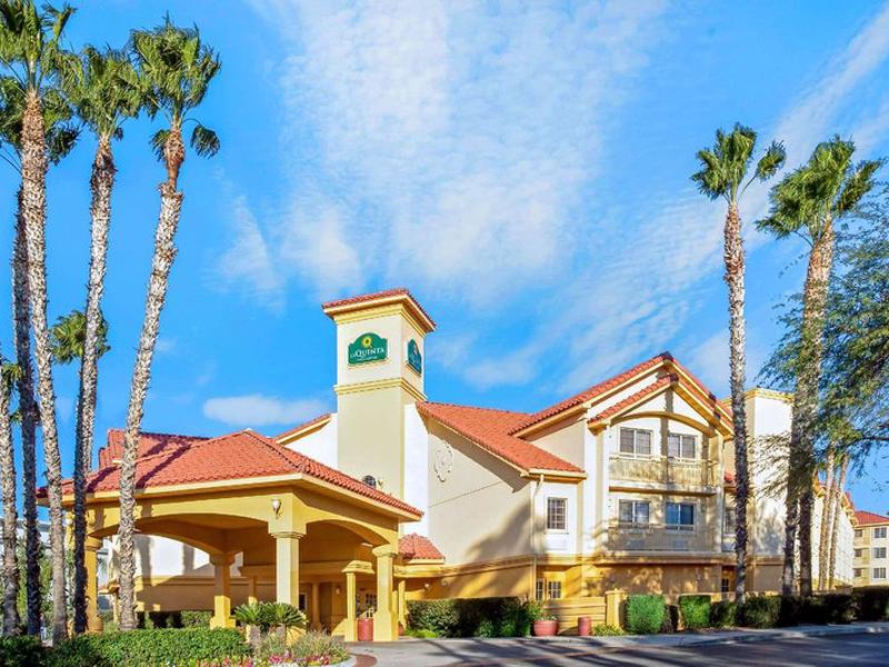 D095F344D7F2746774E6E5C4A008663B