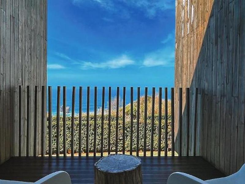 5A0AD0BF0351D08A6D21F674902F05EE