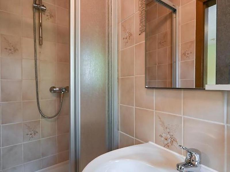 0A2D2840AA7D2A94791BF43FA5B87ECC