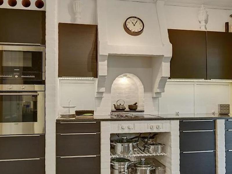 2529DD5E00FE6C641A934800FB3CD106