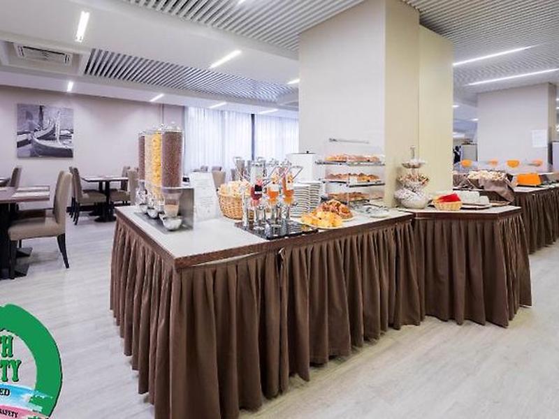 79B16E98414C23AD99F7624C459F9248