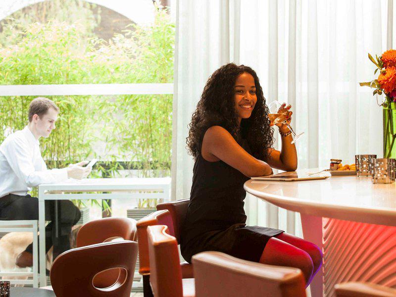 B07BC07C0B7D6CC402FFBEE9DE731BD3