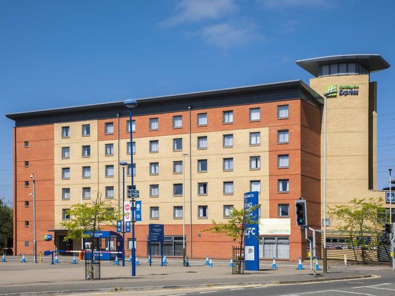 7BF7729458DCF96CEDCA8FF713C65C63