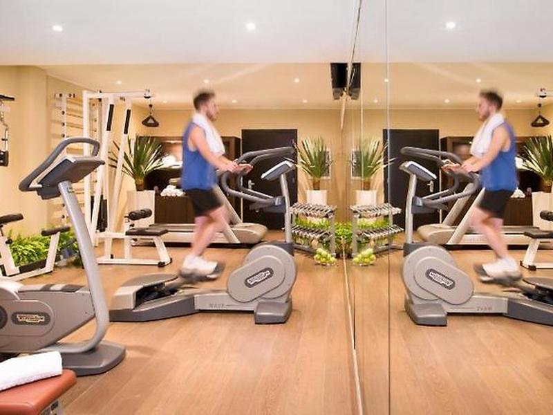 F57E2D352A0DB95752CAD5B9340756CC