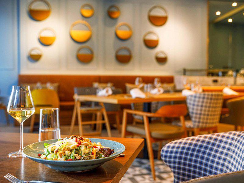 EE3D239FCE740FDF79E6D8C1ADDE5E81