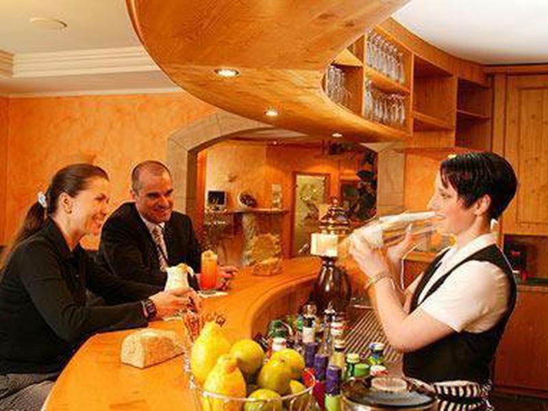 0EB6F411859A2E63D67ADC1BA76CDBDA