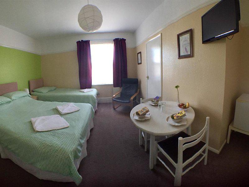 FDDBD277F9D5F52D614593D055B91571