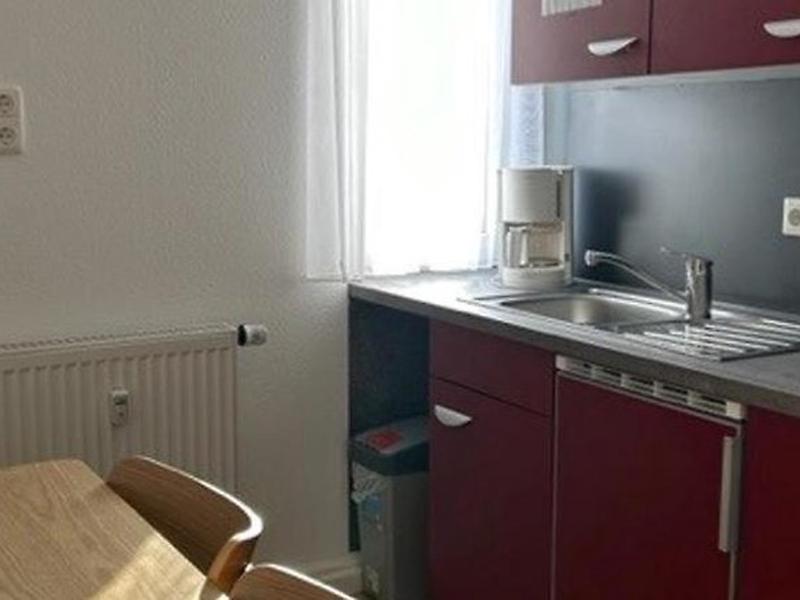 9EA03E7AE47083E10BC7177285A5E1C2