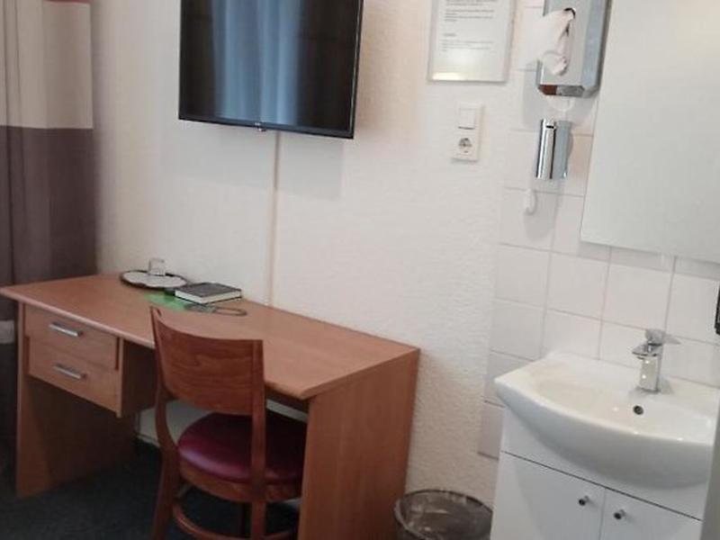 7997AFC1ADDA699EBB92B60647F69625