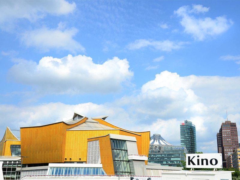 5E46E9574693EA778D4FE25F0A5A6F4C