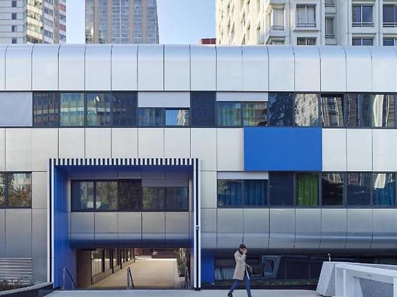 B55B1B537D411F8C21D7AC1C3DC034A2