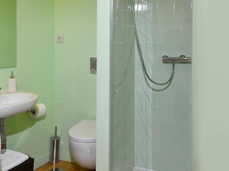 A06405F126C22A7A7B1E1B21266C29A3