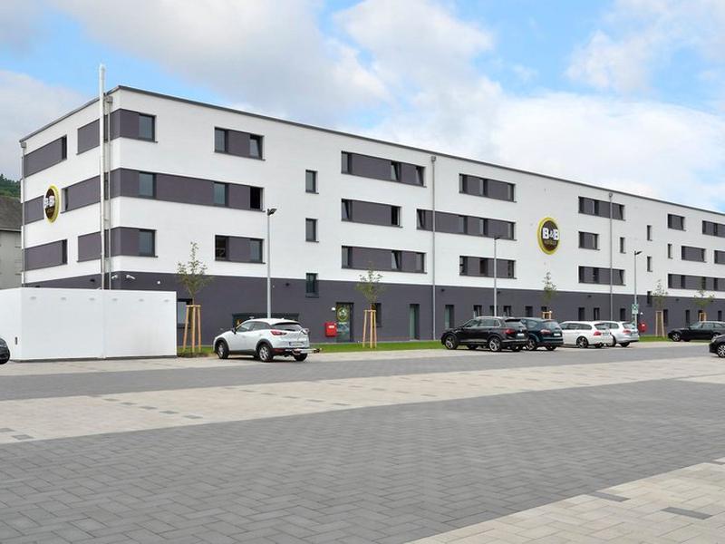 D5A51773FE1BB9FC5C3E6FBA457EE459