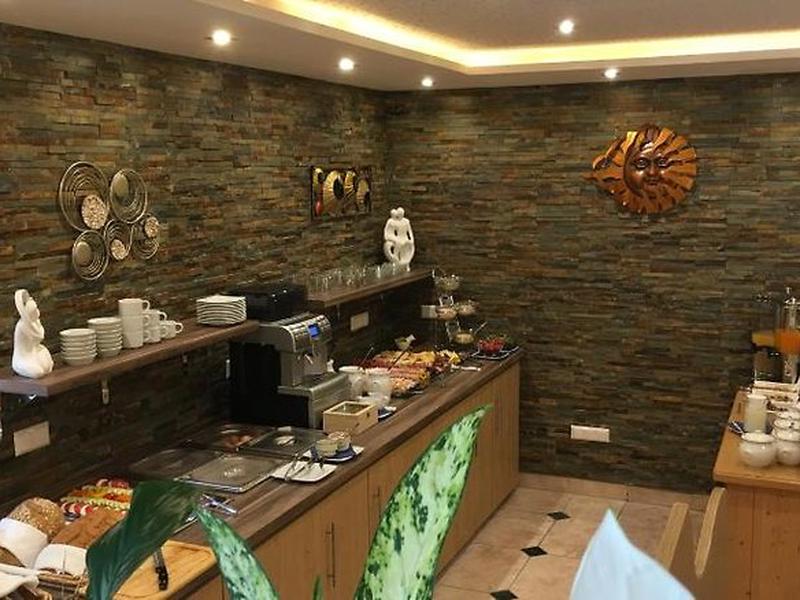 EE462F236EFAE3876AC97D87215BD372