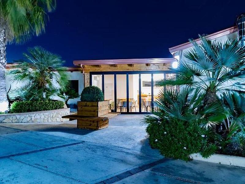 01377C70F9DEB29173806CE956078087