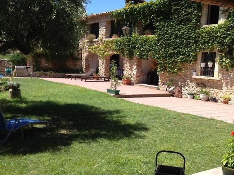 8CF89B92F34ABDA27D2BA157EF0F1E67