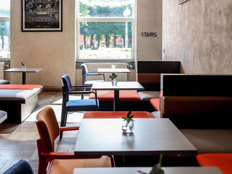 61E7D6BFCAECF97E34C30363E1A15434