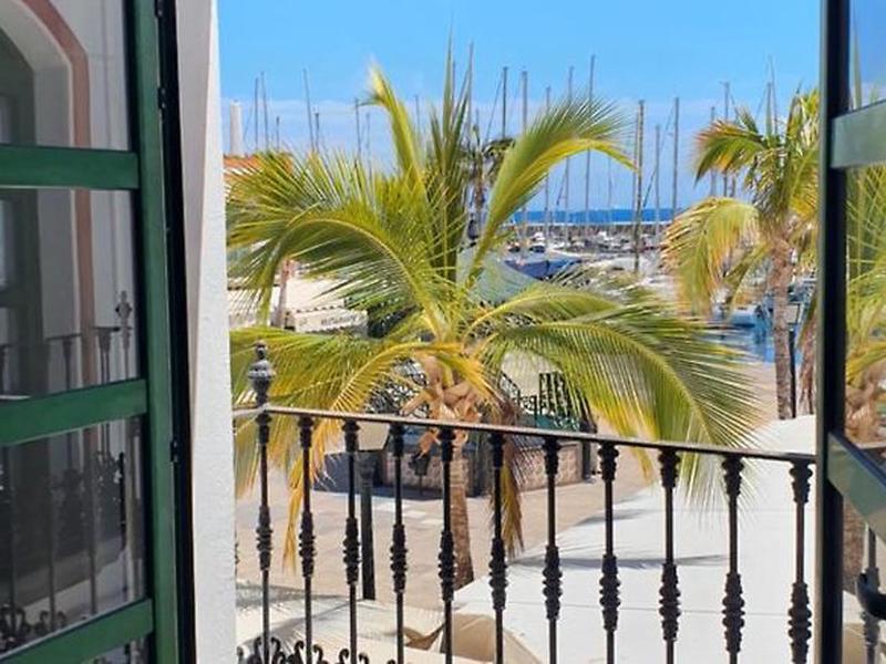 9567326C7B4C1C2CAFE1383833673D35