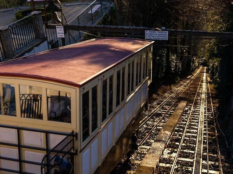 D761B8A49183D2FDEBD10138F8F96E90