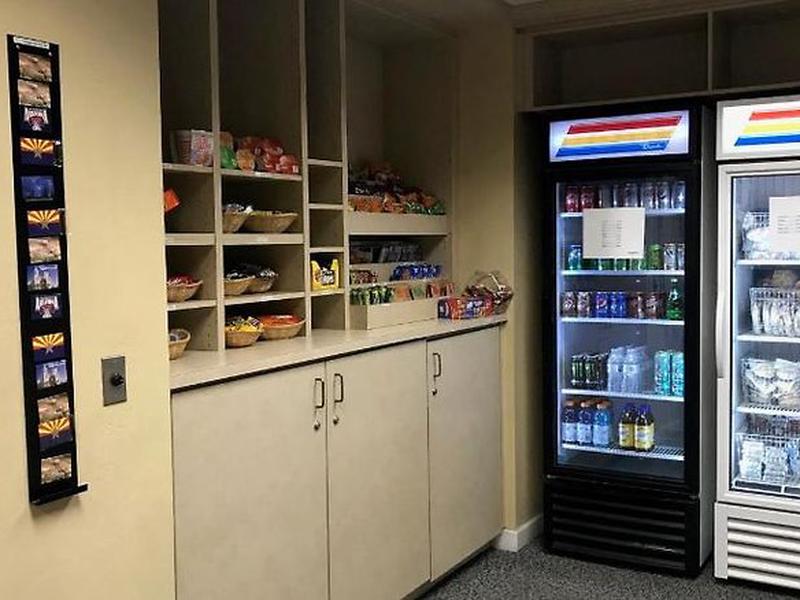 BE59417C742BBC989183422E23F5A2D4