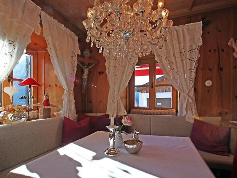 50E1808F62E8E6DCC37E2F556FE81449